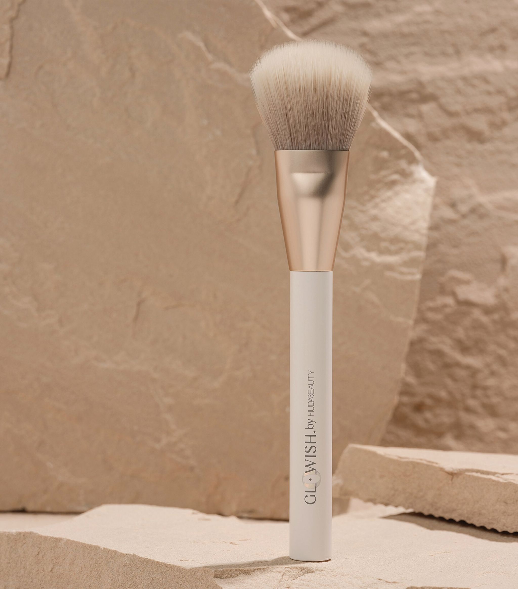 GloWish All-Over Bronzer Brush