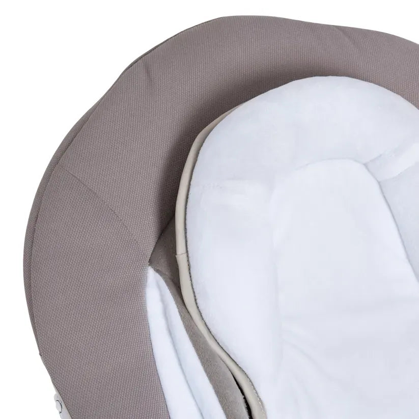 Hauck Alpha Bouncer Deluxe baby bouncer in Sand, UK version