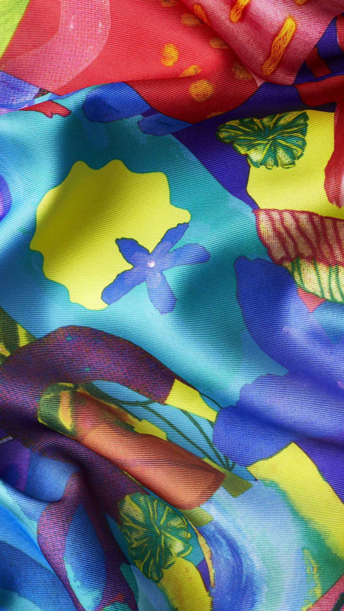 Lush Heirloom Knot Wrap 70cm x 70cm (British brand)