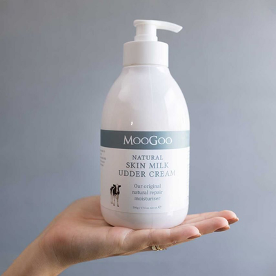Holland & Barrett Lightweight Face and Body Moisturiser with Aloe Vera, Vitamin E and Nourishing Oils 500g- Buy online at McGrocer