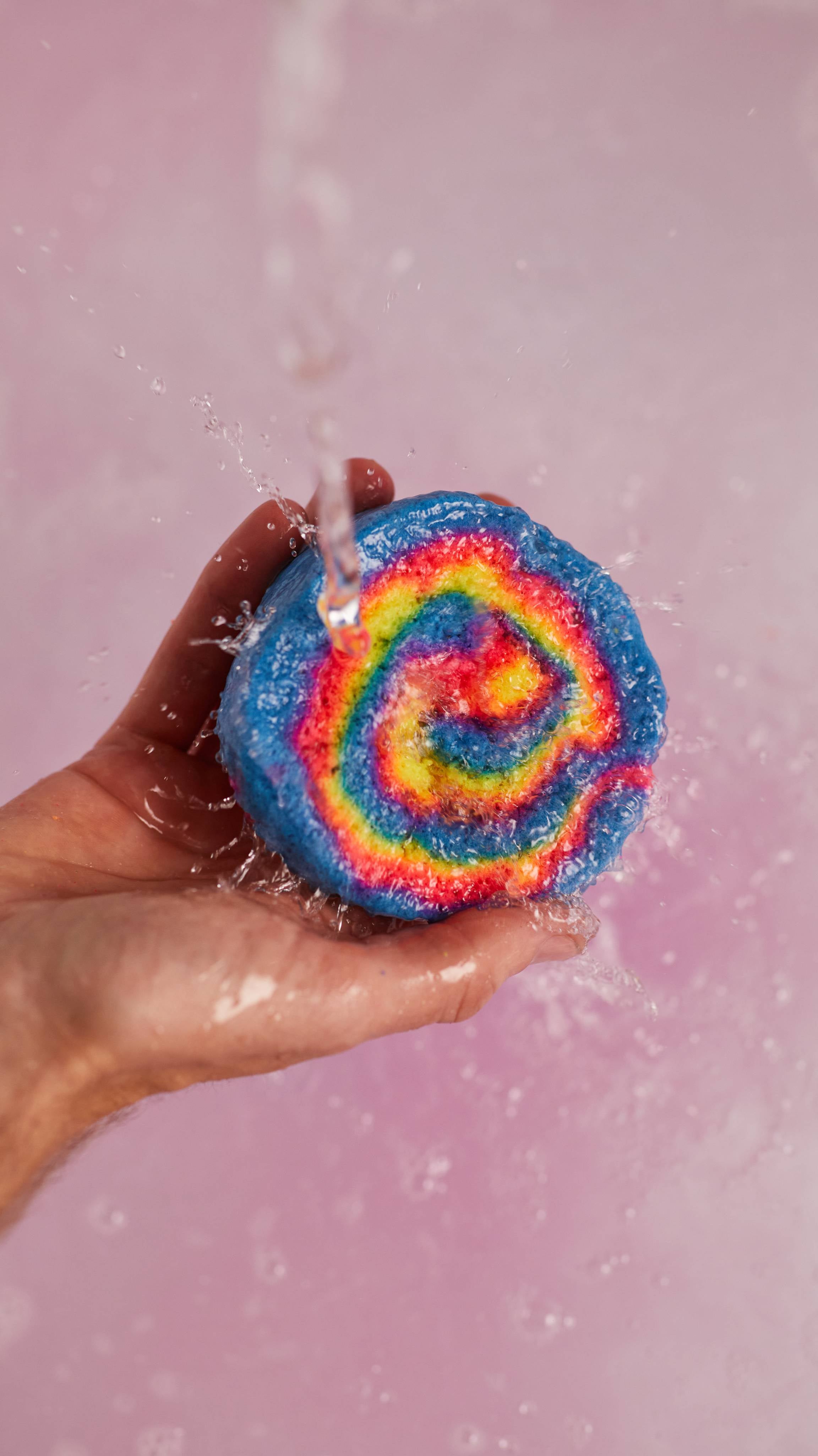 Intergalactic bubble bar with peppermint and grapefruit scent (British brand)