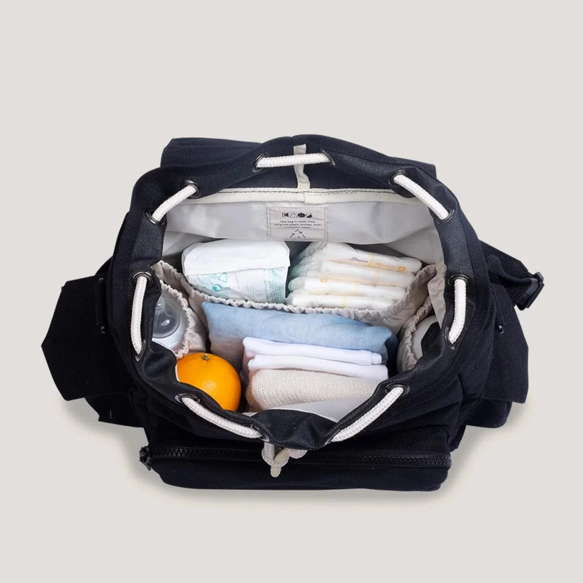 KAOS Ransel changing bag black 14L, UK version