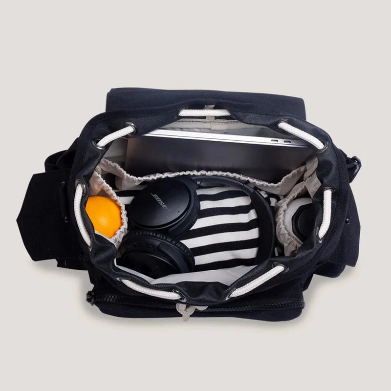 KAOS Ransel changing bag black 14L, UK version