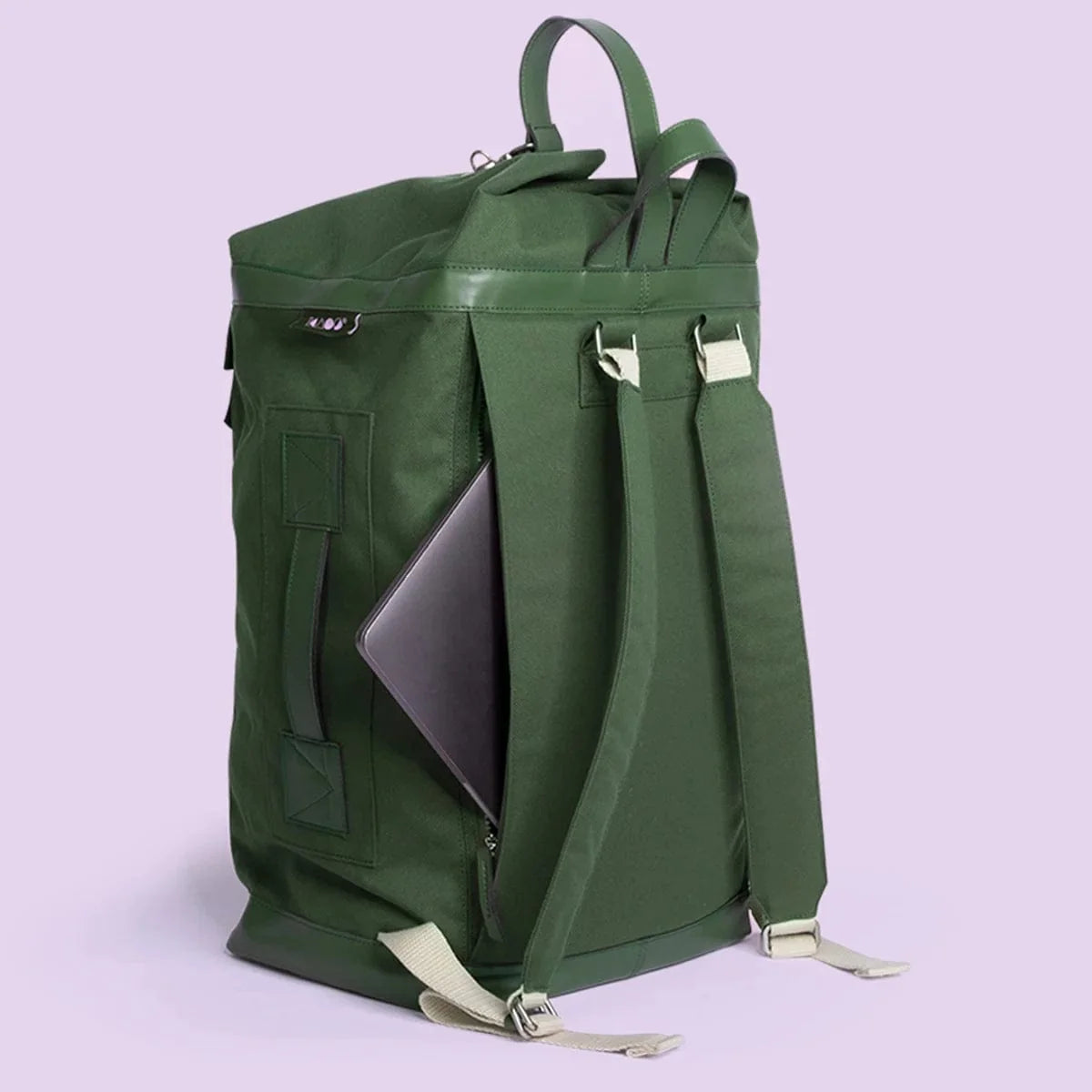 KAOS Ransel weekend bag in green with 40L capacity, UK version