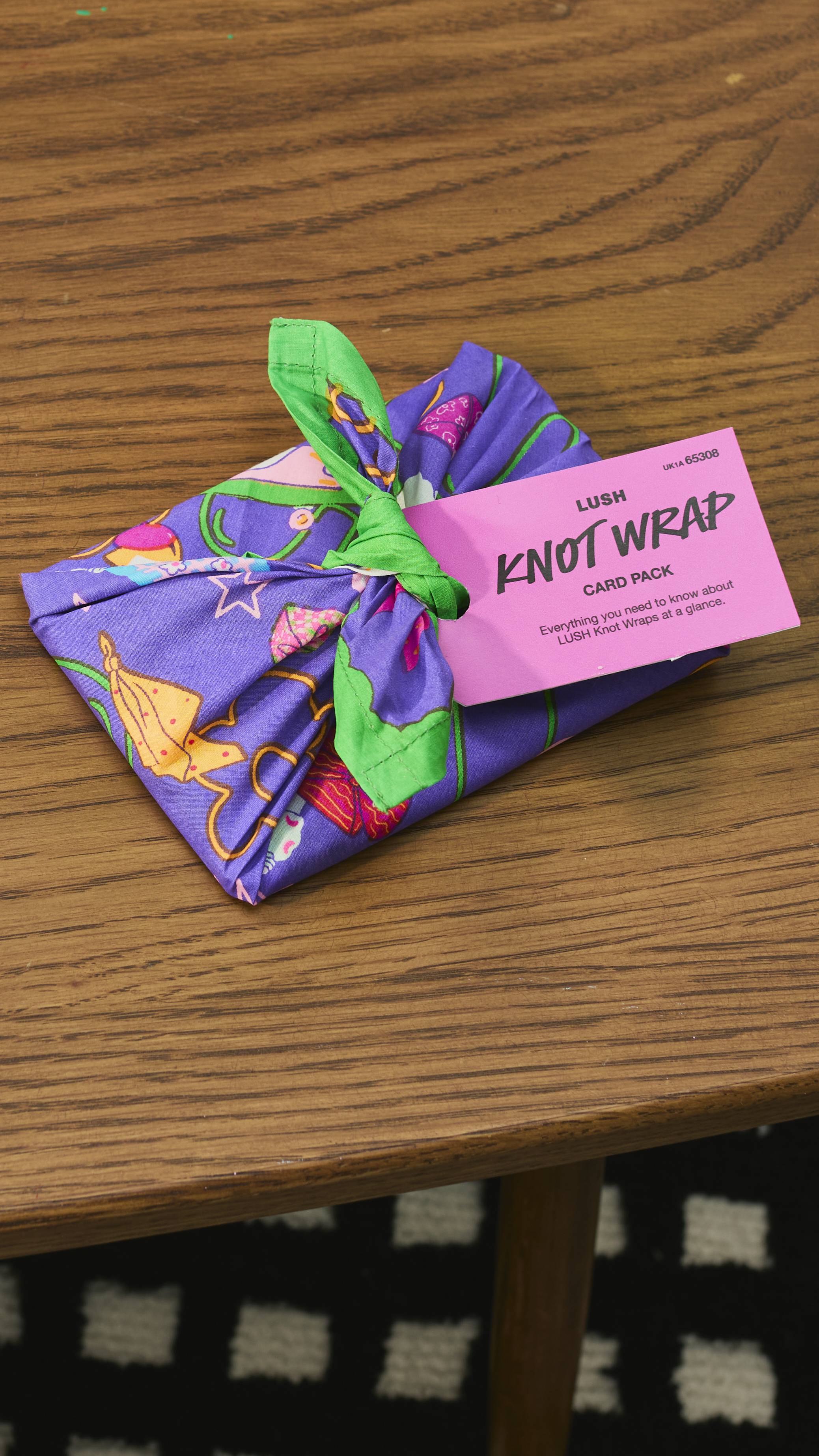 Lush Knot Wrap card pack organic cotton 35cm, imported from the UK