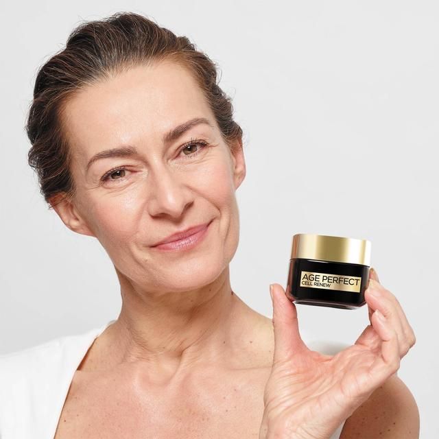 L' Oreal Paris Cell Renew éjszakai krém a ráncok feszességéért és vitalitásáért 50ml