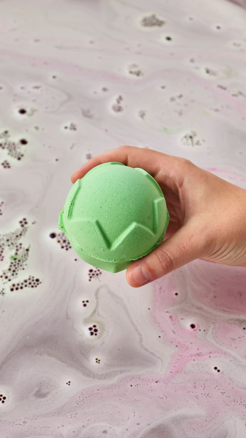 Lush Lord Of Misrule bath bomb - British product