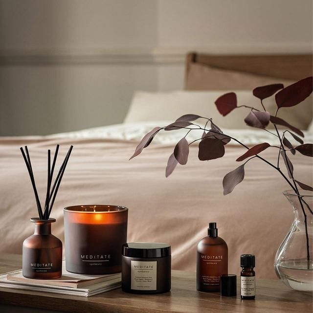 M&amp;amp;S Apothecary Meditate 100ml Diffuser