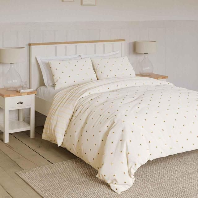 M&S Cotton Blend Bee Striped Sengesett Super King Oker