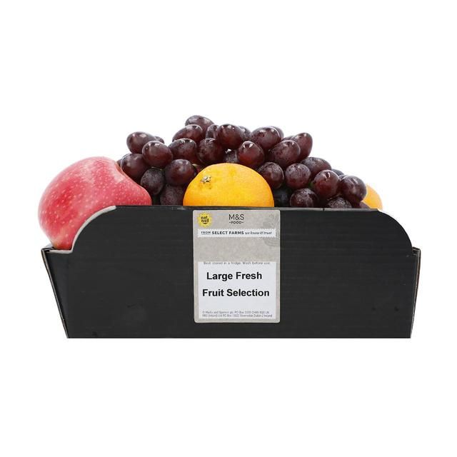 M&S Large Fresh Fruit Selection   2.5kg