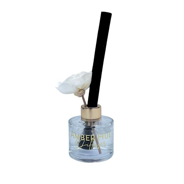 Amber Hue Candles - Sweet Berries & Lilies - Reed Diffuser - 100ml