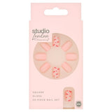 Studio London Cherry Short Oval Nailsÿ