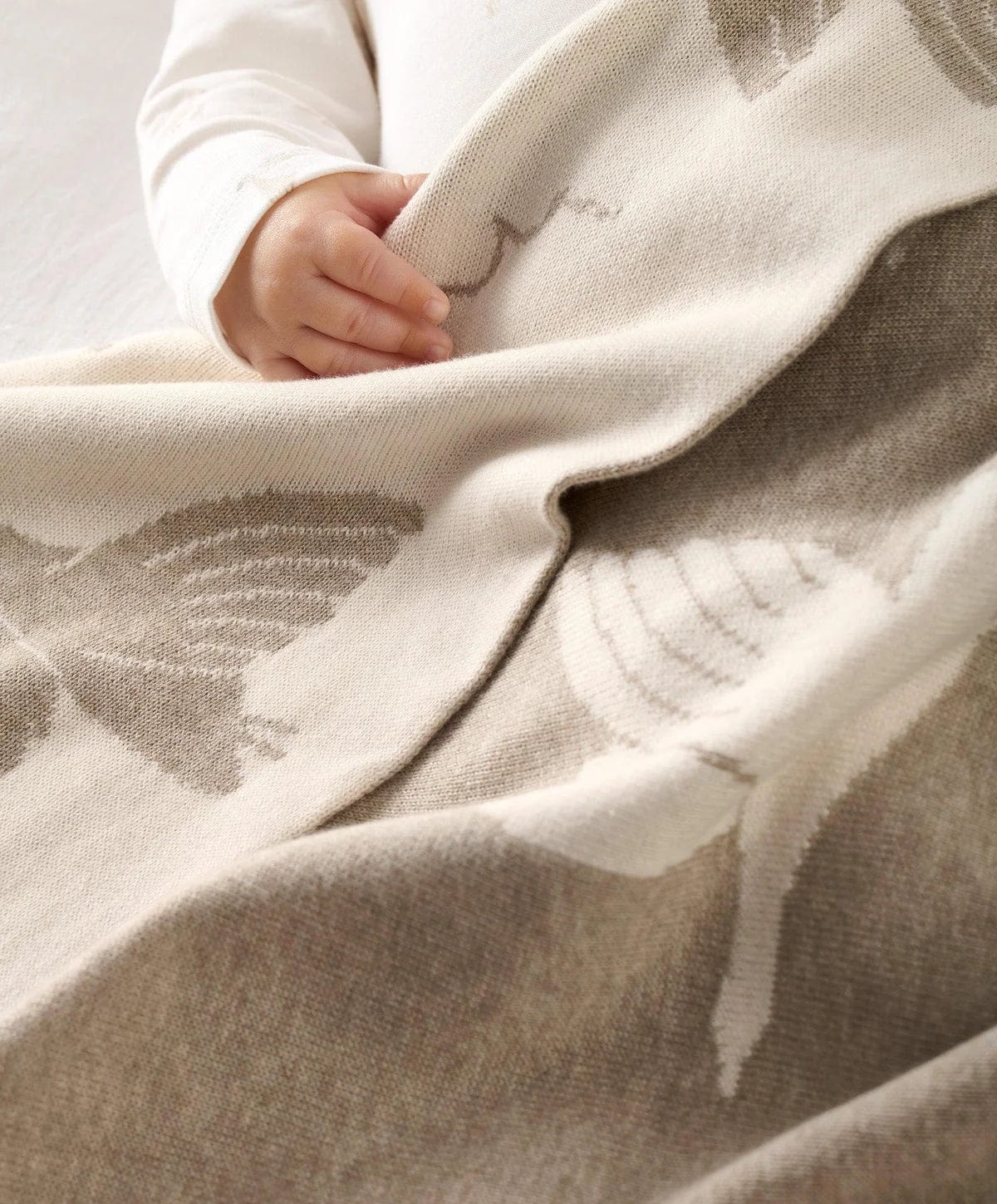 Mamas & Papas knitted blanket Duckling Mocha, UK version