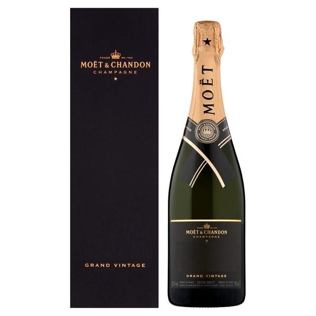 Moet & Chandon Grand Vintage Champagne Gift Box   75cl