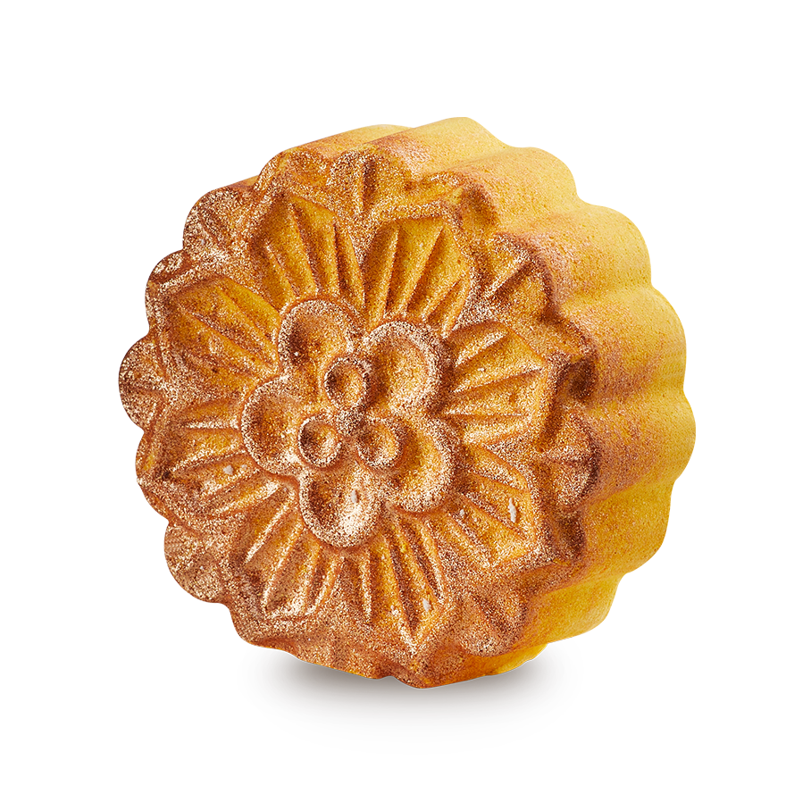 Lush Mooncake bath bomb with sandalwood and benzoin, UK version