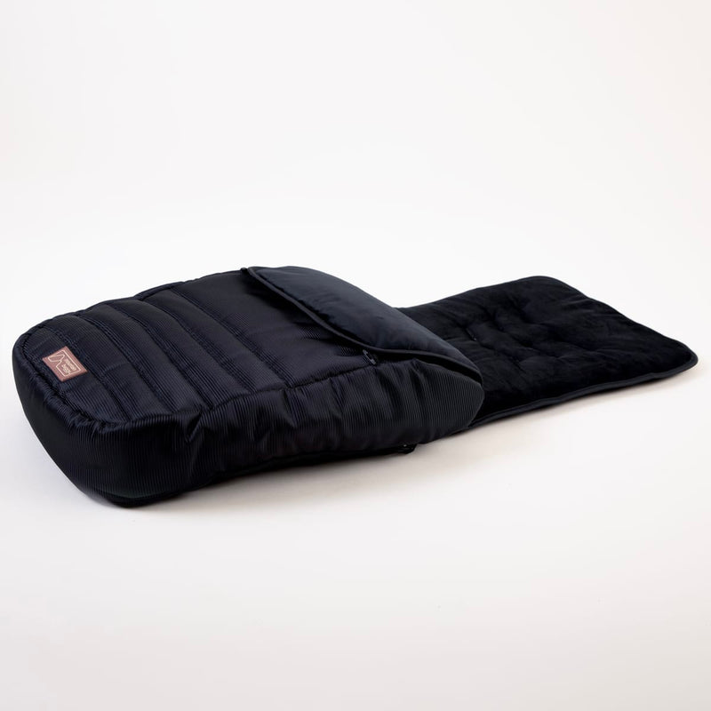 Mountain Buggy Heritage Collection footmuff in Onyx, UK version
