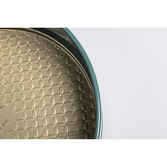 Nadiya Hussain Non-Stick Round 23cm Springform Cake Tin