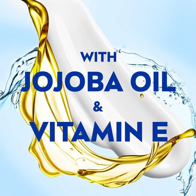 NIVEA Soft Moisturiser Cream for Face Hands &amp;amp; Body   500ml