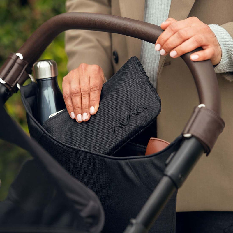 Nuna stroller organiser Caviar with pouch (British brand)
