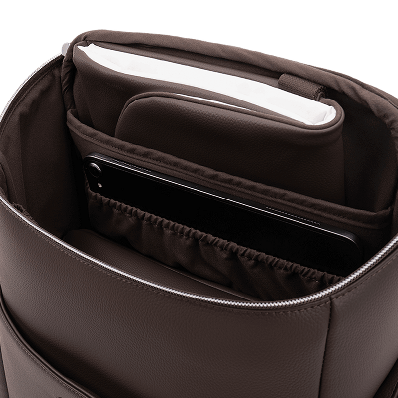 Nuna changing bag BMW Edition Espresso, UK version