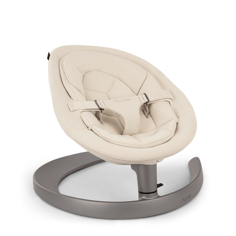 Nuna LEAF Grow bouncer seat in Cloud with toy bar - British product