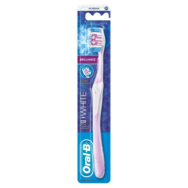 Oral-B 3D White Brilliance 40 közepes fogkefe