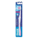 Oral-B 3D White Brilliance 40 közepes fogkefe