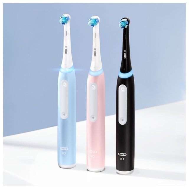 Oral-B iO3 Pink Electric Toothbrush + Travel Case