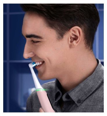 Oral-B iO6 Pink Sand Ultimate Clean Electric Toothbrush