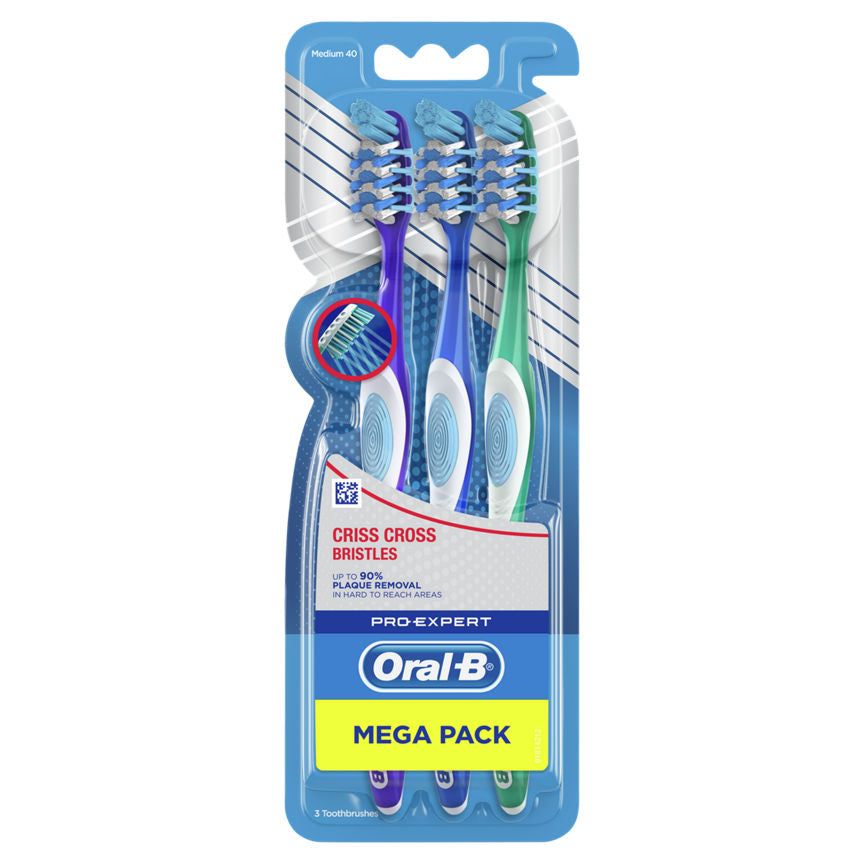 מברשות שיניים של Oral B Pro-Expert עם זיפי Criss Cross - 3 חבילות