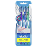 מברשות שיניים של Oral B Pro-Expert עם זיפי Criss Cross - 3 חבילות