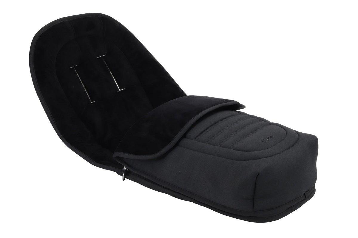 Oyster Gravity+ footmuff in Carbonite (British brand)