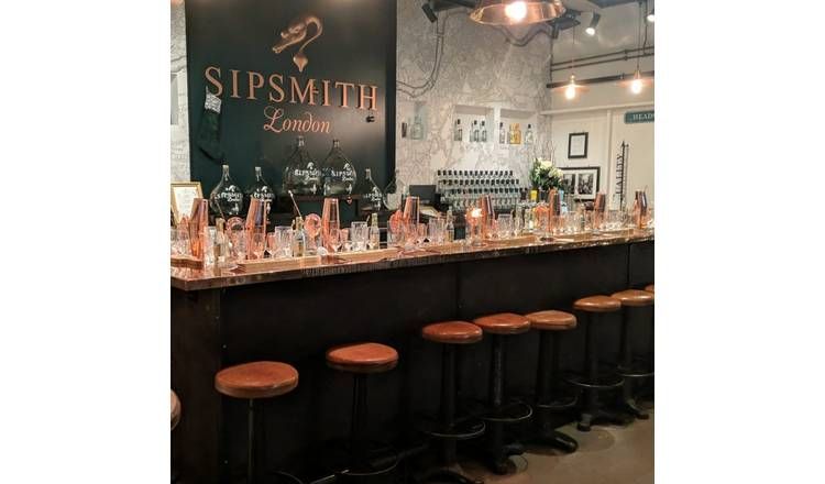 Red Letter Days Gin Distillery Tour for To Gaveopplevelse