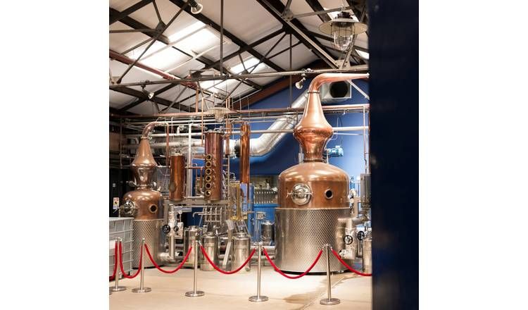 Red Letter Days Gin Distillery Tour for To Gaveopplevelse