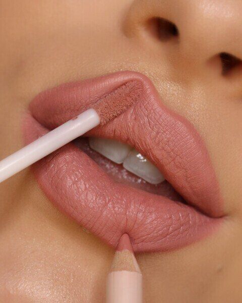 Revolution Ultimate Nude Lip Contour Kit Brunch