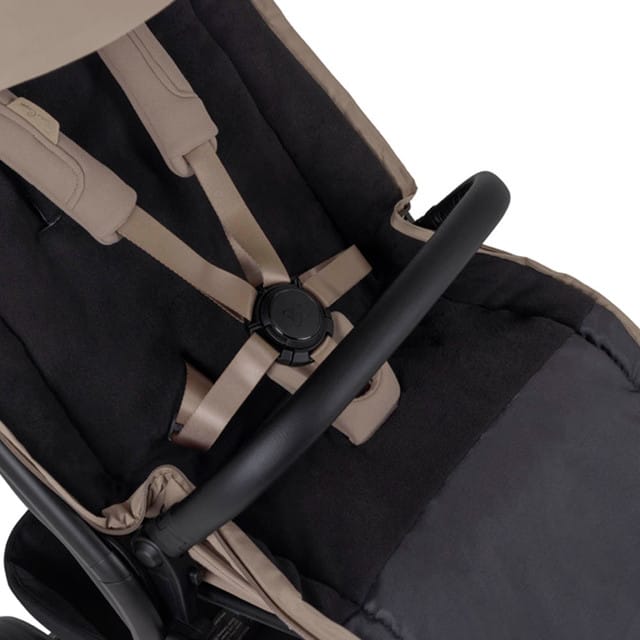 Silver Cross Nia footmuff in Champagne stroller accessory (British brand)