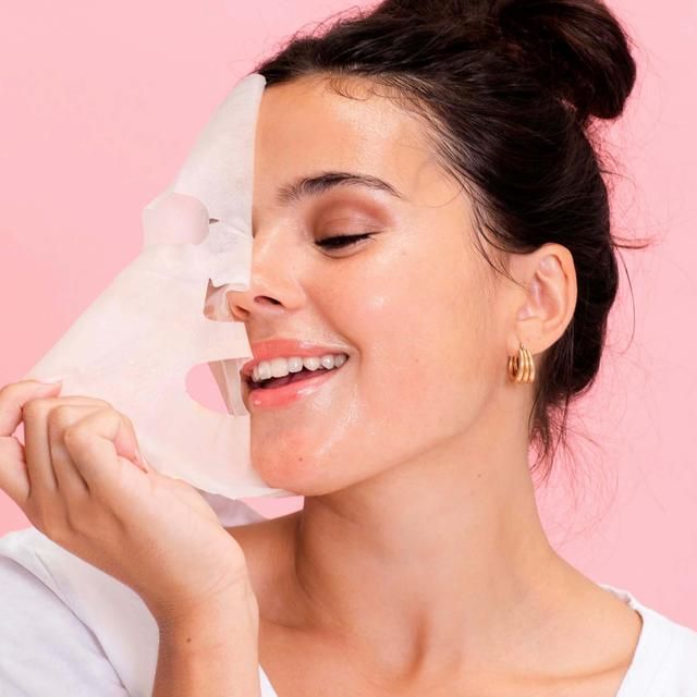 Skin Republic Retinol Biodegradable Sheet Mask   25ml