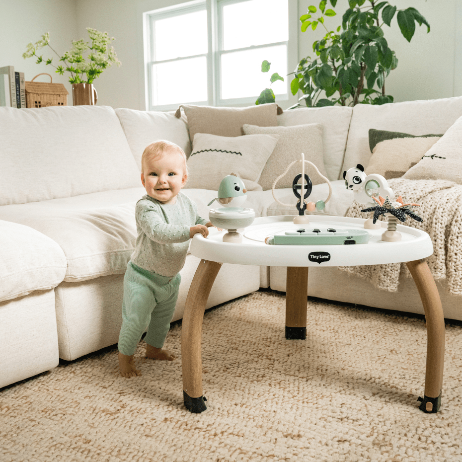 Tiny Love 5-in-1 activity centre black and white - British product