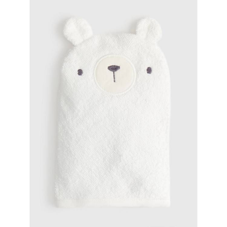 White hooded towel set with bear wash mitt one size, imported from the UK