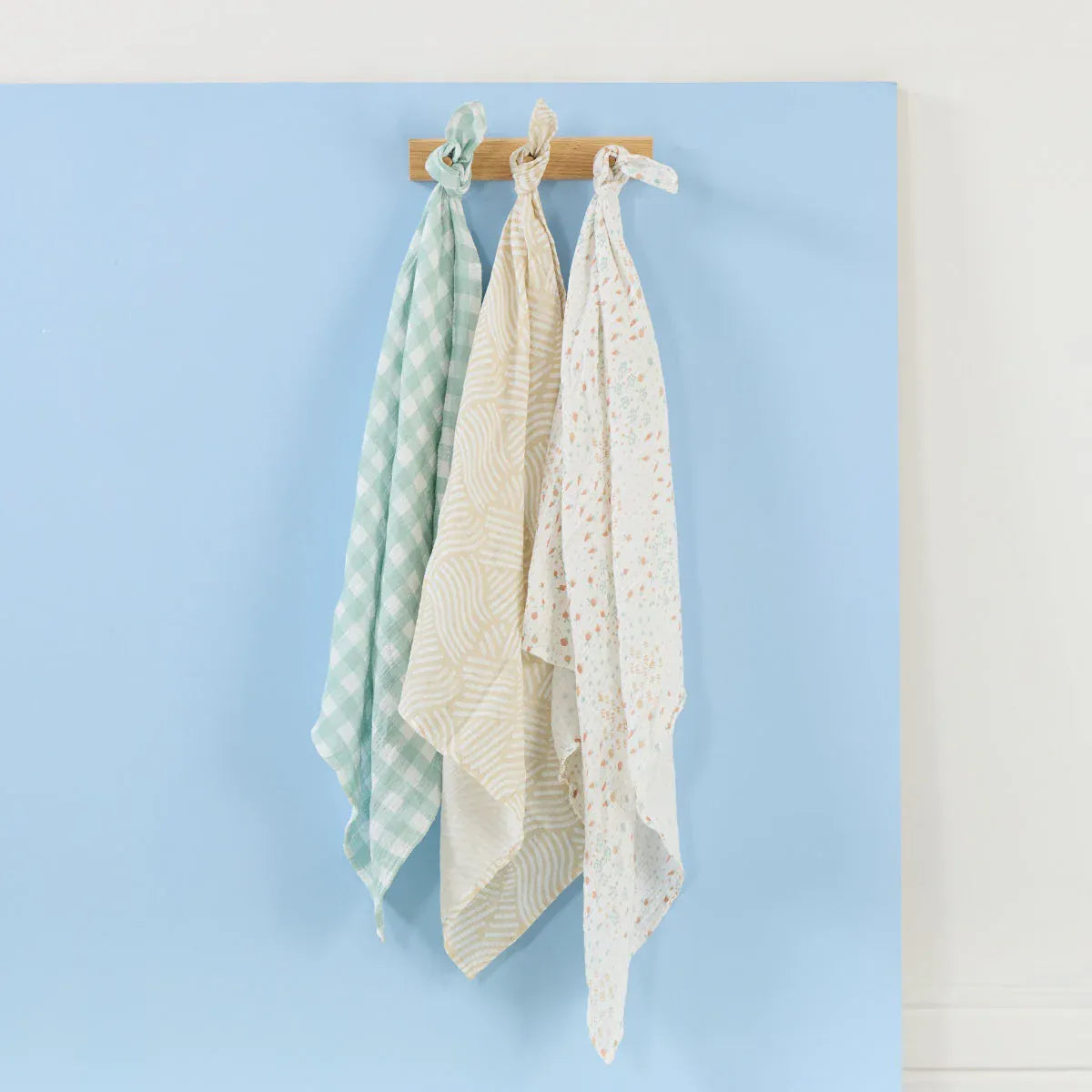 Tutti Bambini muslin swaddles Good Life large 3 pack, UK version