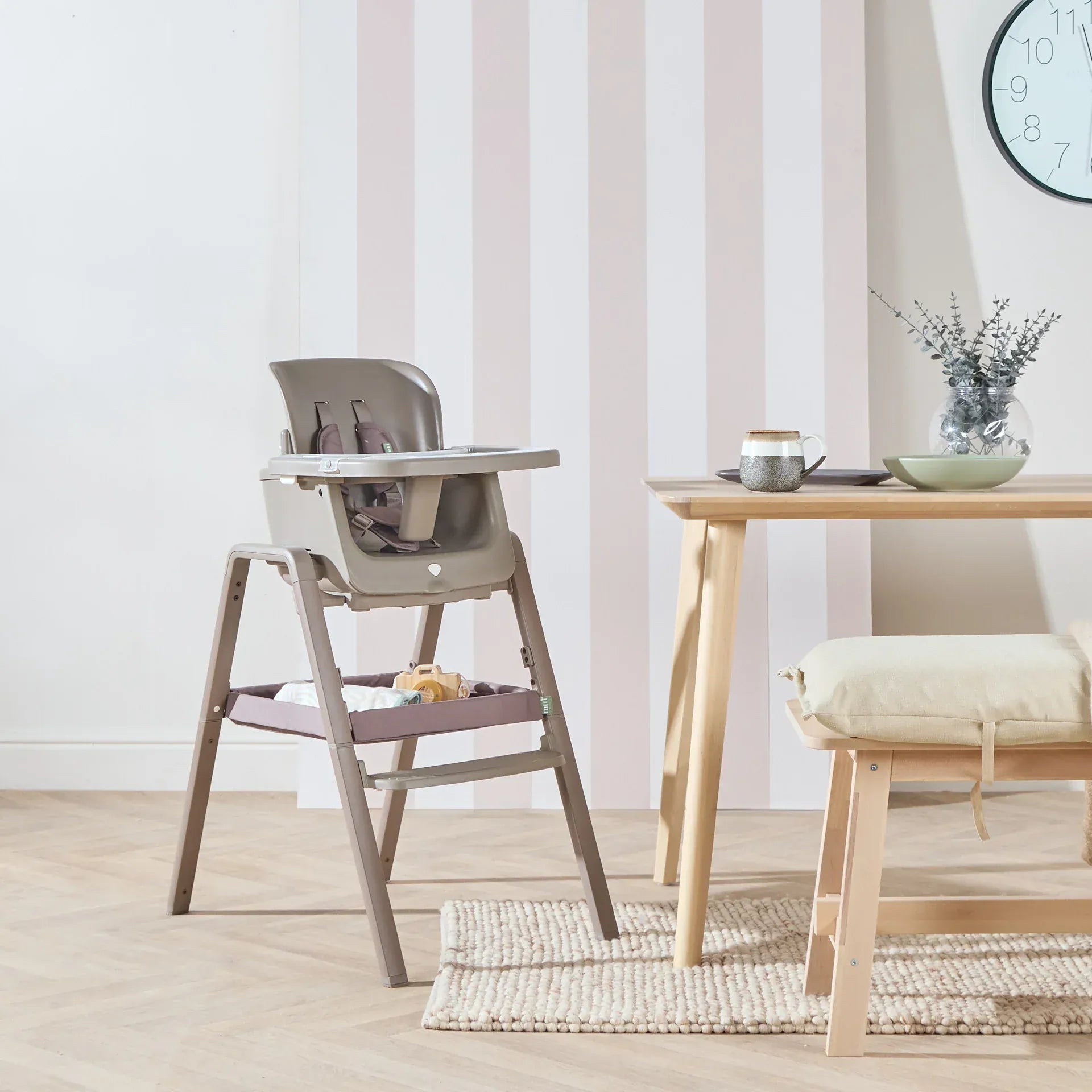 Tutti Bambini Nova Maison highchair in Truffle (British brand)
