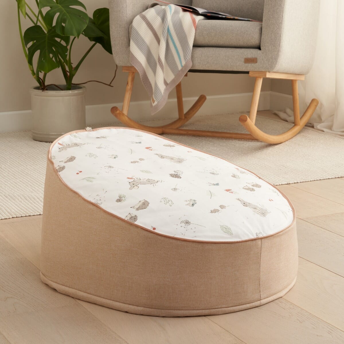 Tutti Bambini baby beanbag Cocoon for newborns (British brand)