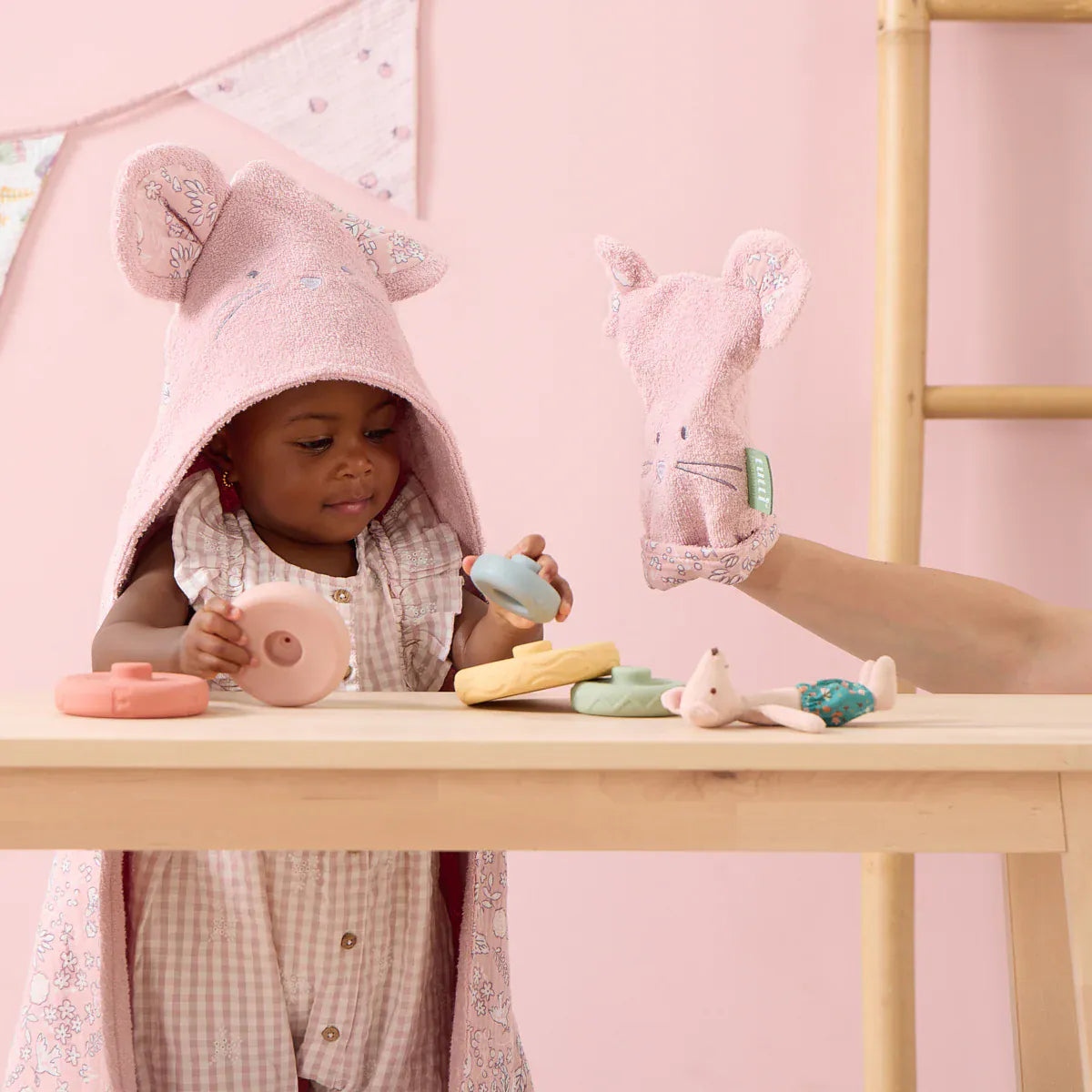Tutti Bambini Margot Mouse cotton baby wash mitt - British product