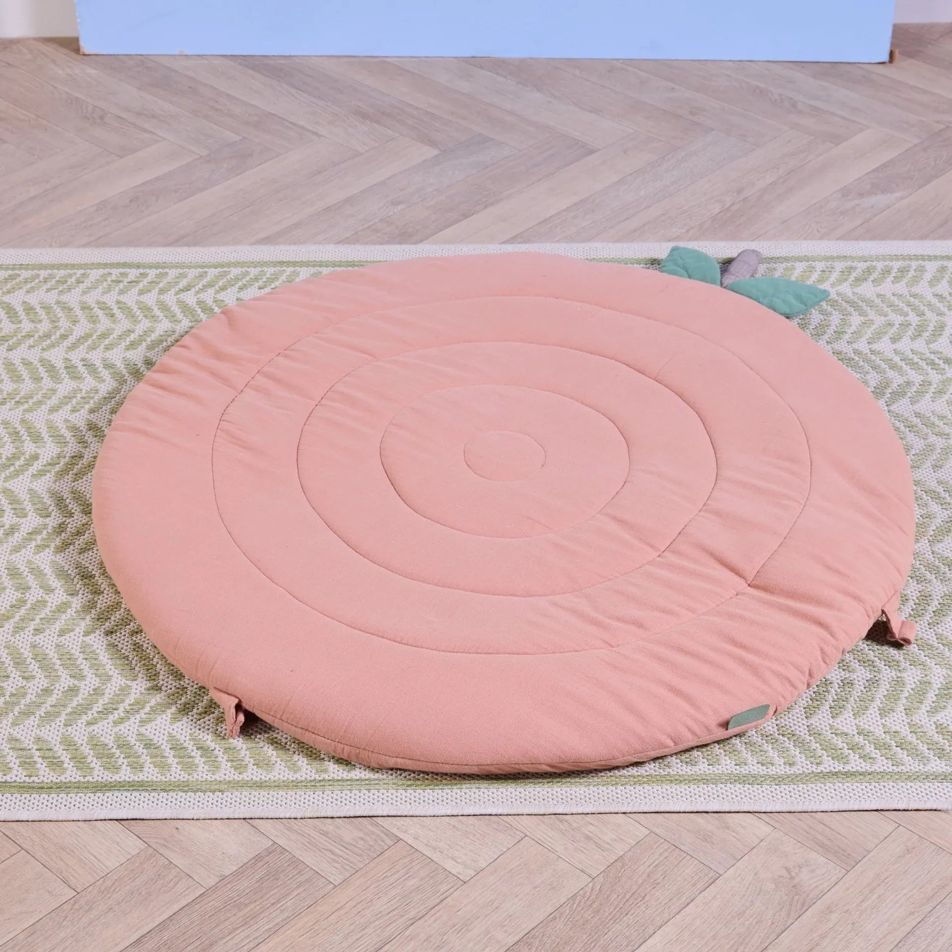 Tutti Bambini soft muslin padded playmat in Apple, UK version