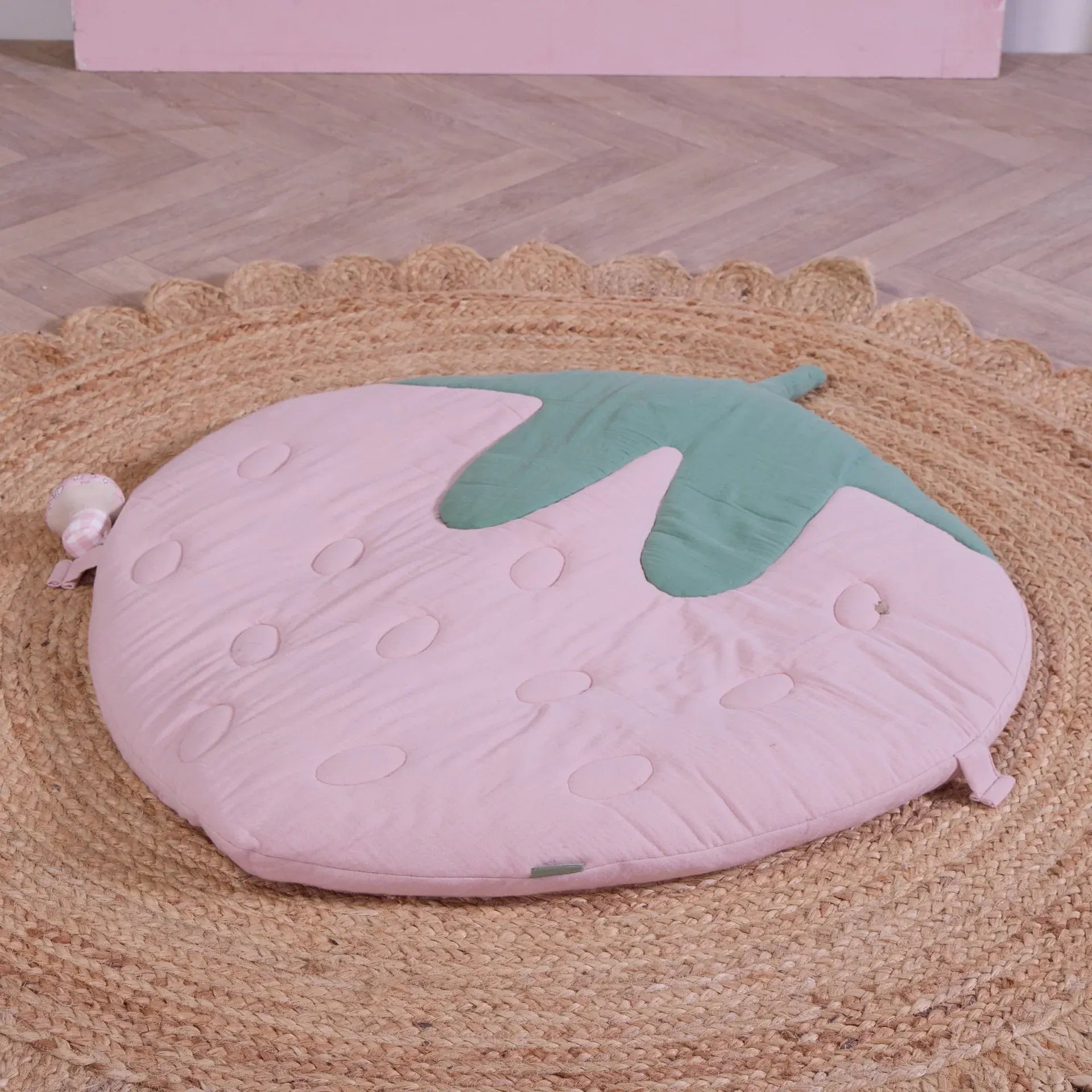 Tutti Bambini soft muslin padded playmat Strawberry - British product