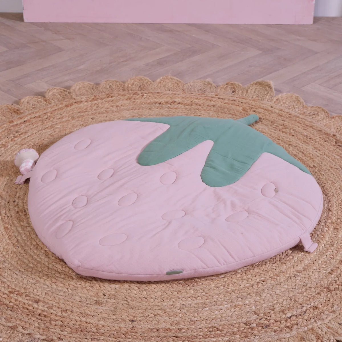 Tutti Bambini soft muslin padded playmat Strawberry - British product