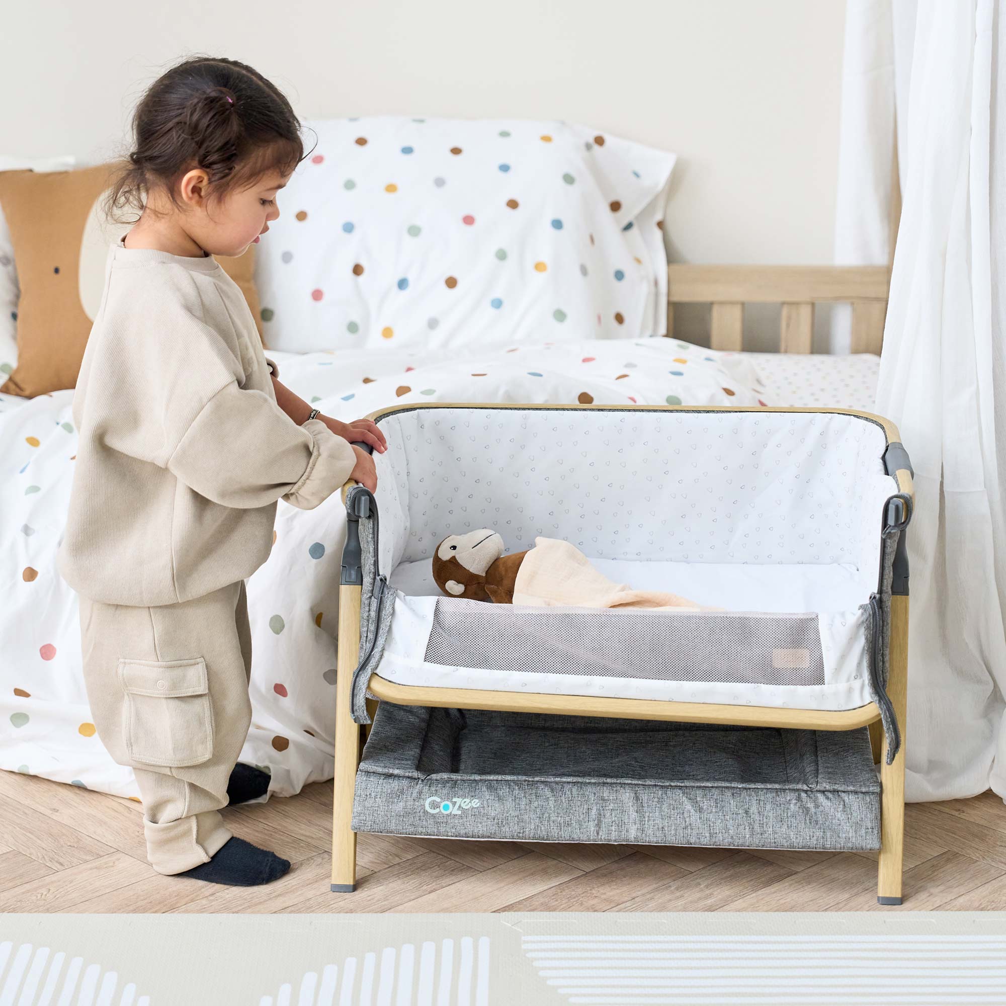 Tutti Bambini CoZee Mini Me play crib Oak and Charcoal - British product
