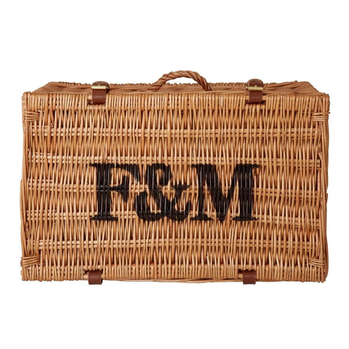 Medium wicker basket 34x52x25cm for 5-8 items - British product
