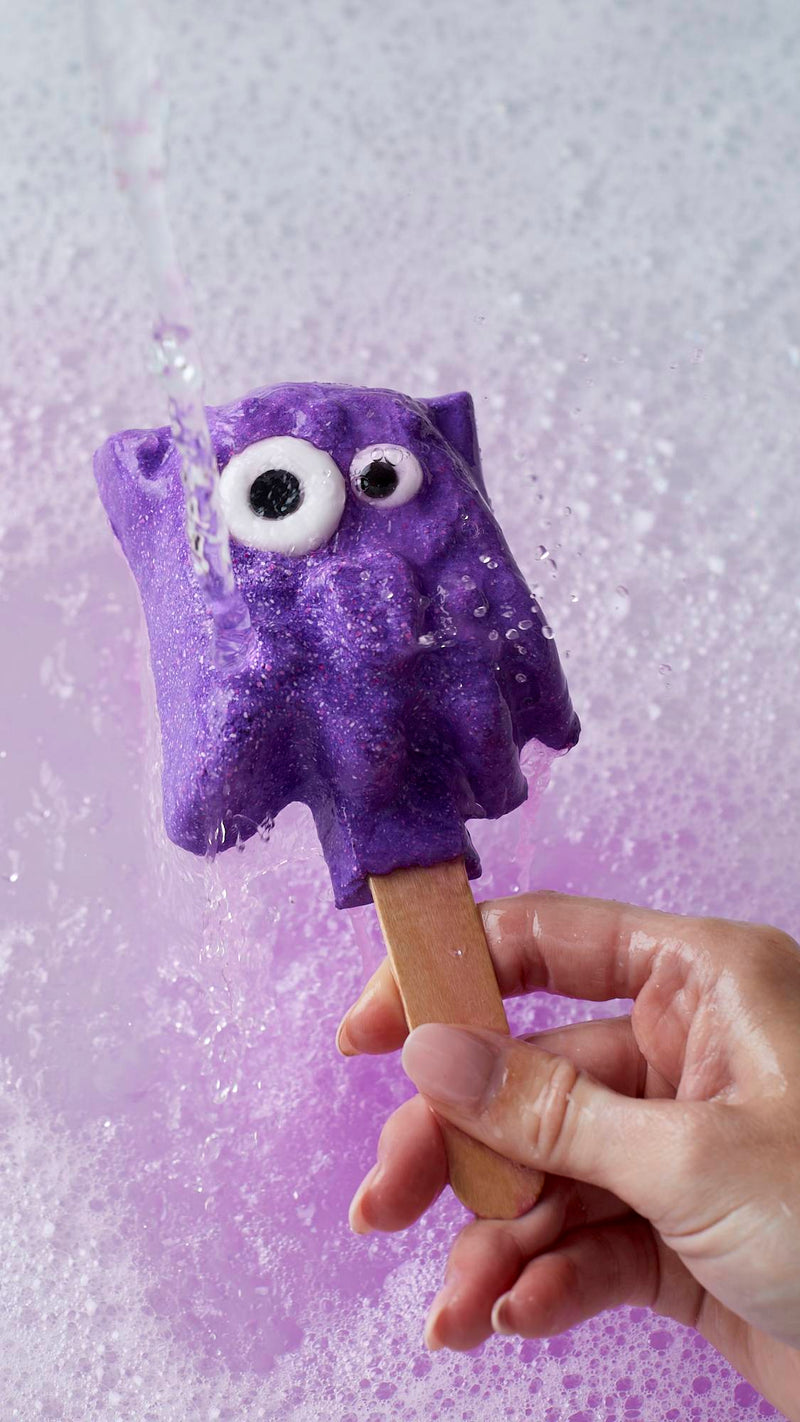 Lush Worry Monster reusable bubble bath - British product