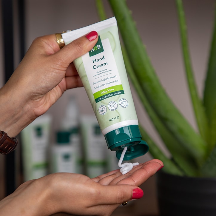 Holland & Barrett Aloe and Cucumber Hand Cream Natural Skincare Products Holland&Barrett   